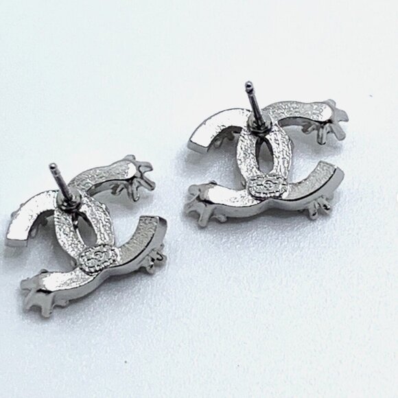 Authentic Chanel CC Earrings Silver With Crystals Brand New - Picture 7 of 10